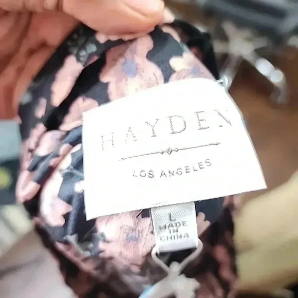 HAYDEN floral Pleaded Midi skirt. Nwt size Large - Picture 6 of 10